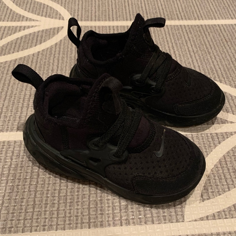 Kids Nike Presto shoes